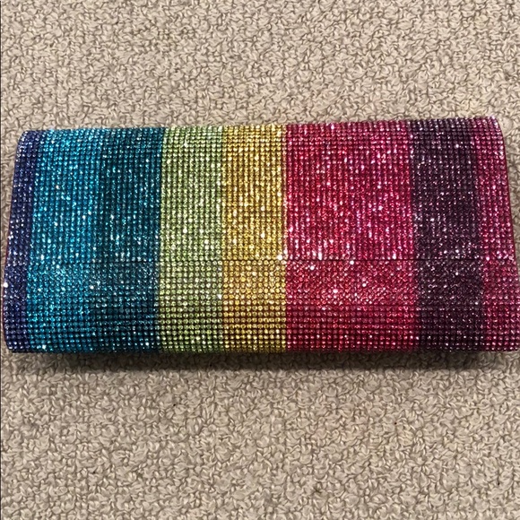 nina rainbow clutch
